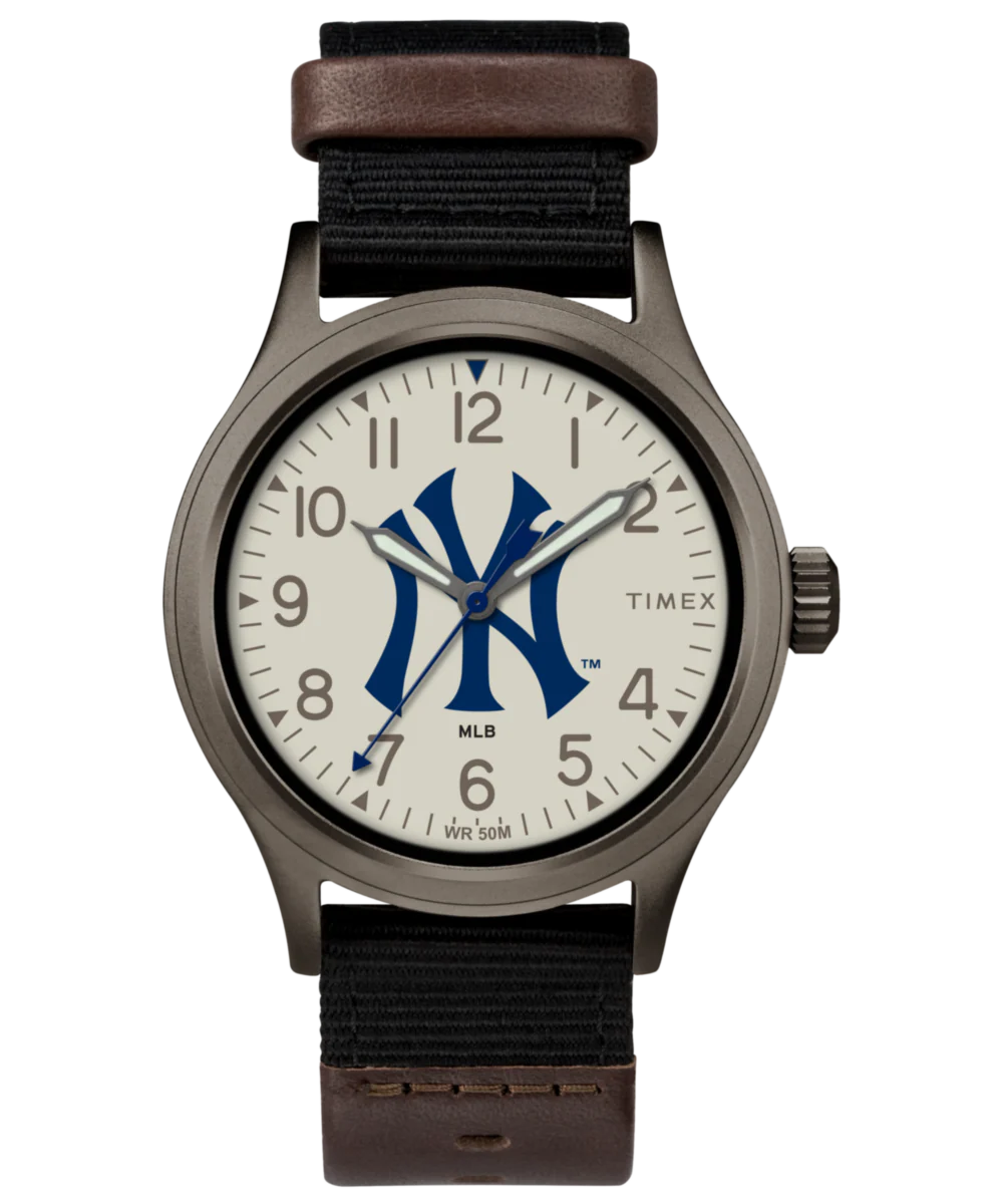 Clutch New York Yankees