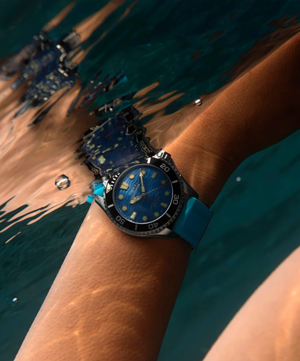 Deepwater Meridian 200 38mm HNBR Rubber Strap Watch - Image 7