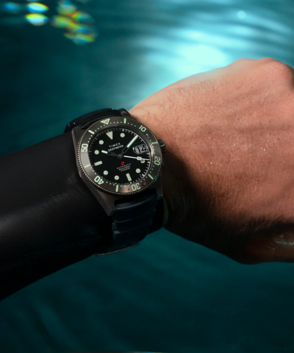 Deepwater Reef 200 Titanium Automatic 41mm Synthetic Rubber Strap Watch - Image 3