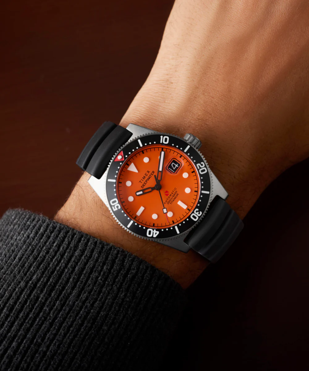 Deepwater Reef 200 Titanium Automatic 41mm Synthetic Rubber Strap Watch - Image 2