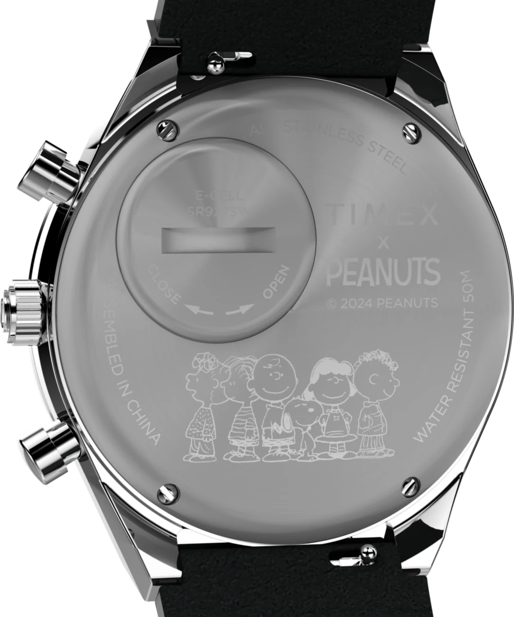 Peanuts® x Q Timex® Snoopy 40mm Leather Strap Watch - Image 4