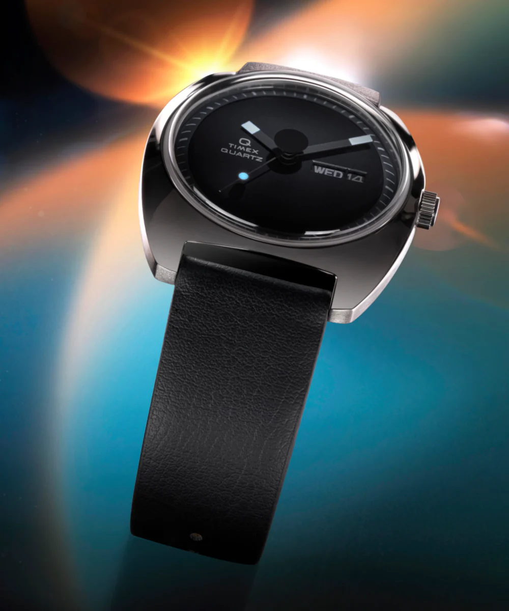Q Timex® 1975 Enigma 37mm Leather Strap Watch - Image 6