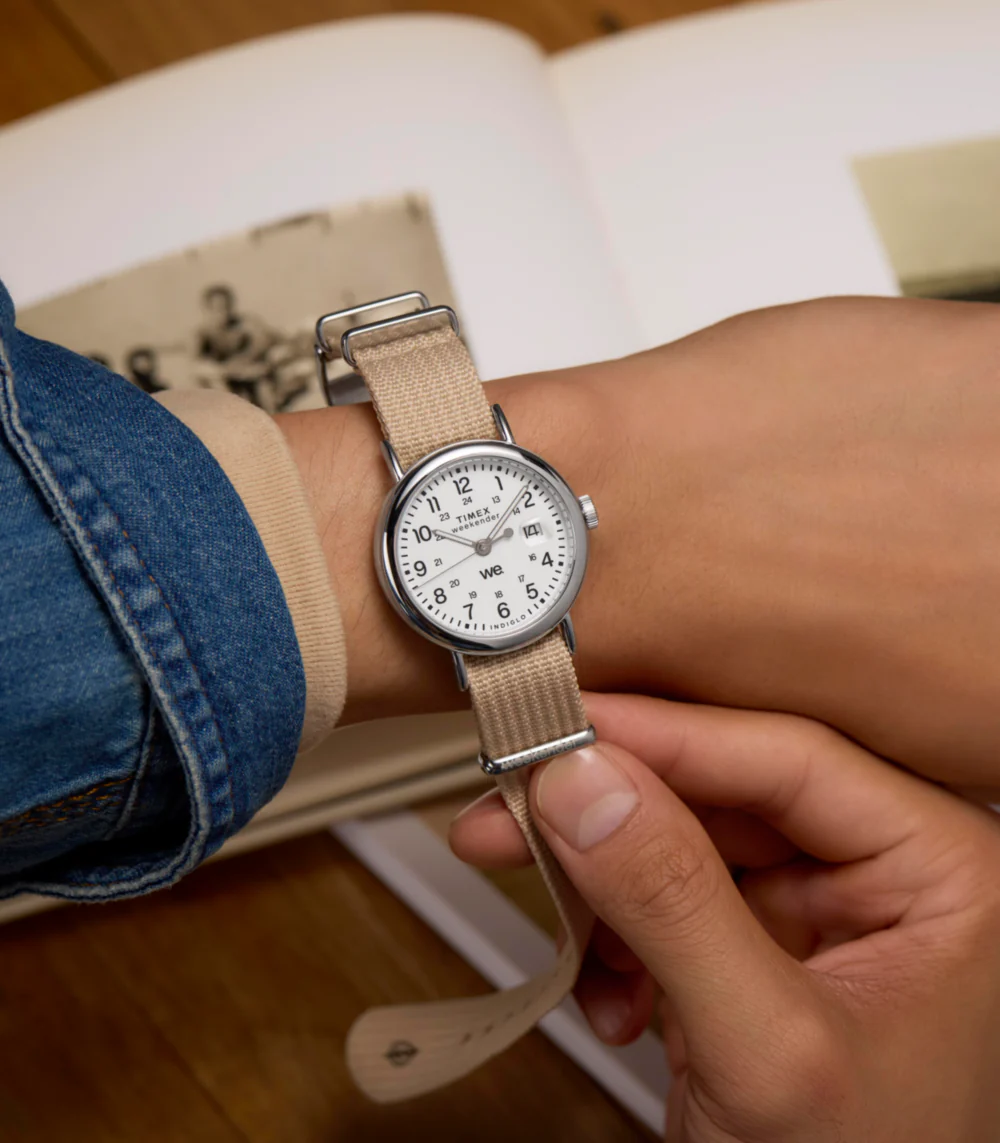 Timex Weekender 37mm Fabric Strap Watch - Image 2