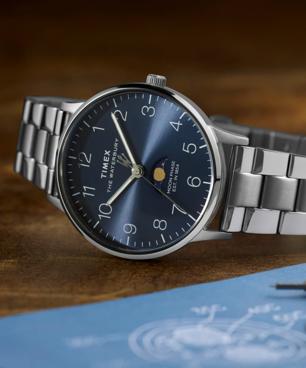 Waterbury Classic Moon Phase 40mm Stainless Steel Bracelet Watch  - Image 7